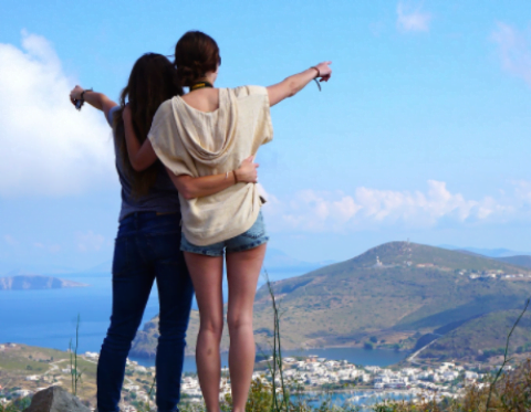 Αντίο lockdown – Τέλος σε SMS, απαγόρευση κυκλοφορίας στις 00.30 και «άνοιγμα» μετακινήσεων από νομό σε νομό