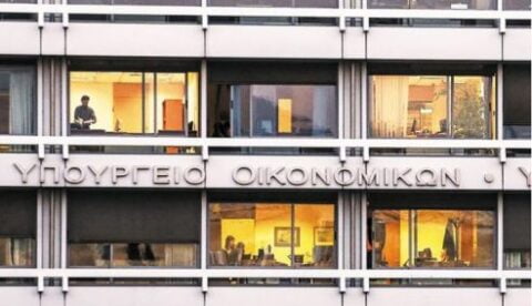 Ρυθμίσεις αλά καρτ και διαγραφές χρεών για χιλιάδες οφειλέτες