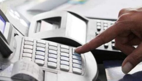 Ελεύθεροι επαγγελματίες και επιχειρήσεις: Υποχρεωτική η χρήση IRIS