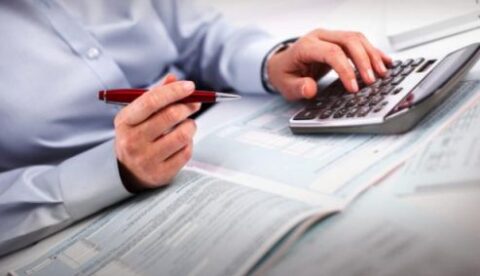 Φορολογικές δηλώσεις: Άρχισε ο χορός των αμφισβητήσεων του τεκμαρτού εισοδήματος από τους ελεύθερους επαγγελματίες