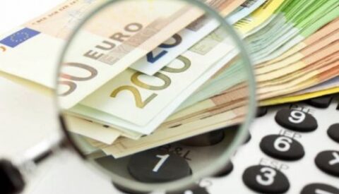 ΑΑΔΕ: Οι 15 κατηγορίες επιχειρήσεων που γλιτώνουν το λουκέτο από το ψηφιακό υπερόπλο ΕΛΕΓΧΟΣ Live